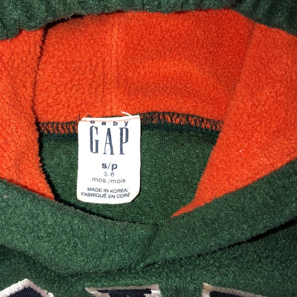 Baby GAP Sweatshirt - Small - 3/6months - Picture 2 of 6